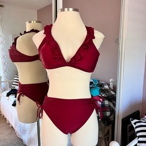 NWT Ruffle detail bikini